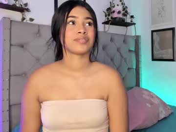 Evieh1_ Chaturbate stream image from May 31, 2025