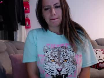 Kattie_Love Chaturbate stream image from May 31, 2025
