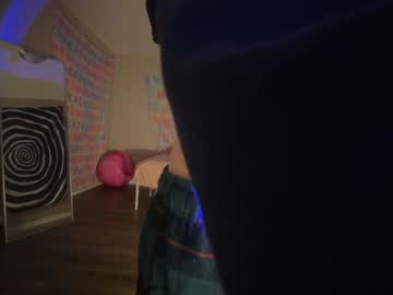 Hexivu Chaturbate stream image from May 31, 2025