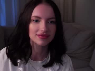 Hildadderly Chaturbate stream image from May 31, 2025