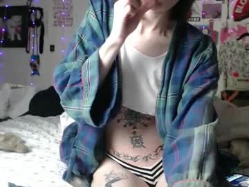 Devilg1rl Chaturbate stream image from May 31, 2025