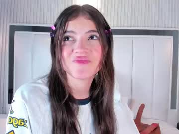 Dulcevela Chaturbate stream image from May 31, 2025