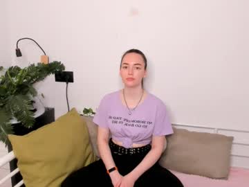 Falinechaplin Chaturbate stream image from May 31, 2025