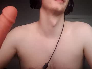 Wokimesocket Chaturbate stream image from May 31, 2025