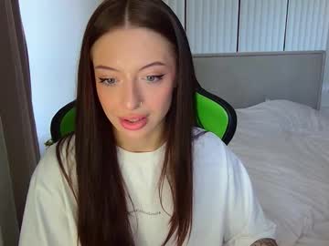 Voicedreams Chaturbate stream image from May 31, 2025