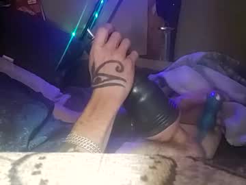 Foxbodydave Chaturbate stream image from May 31, 2025