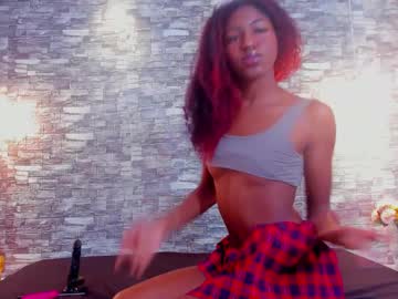 Zoee_Lane Chaturbate stream image from May 31, 2025