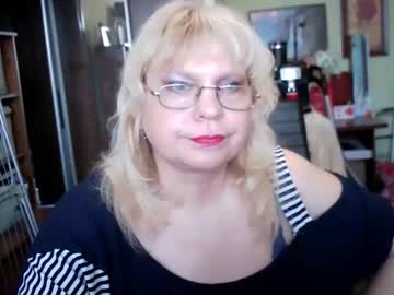 Beverlyqcynia stream image from May 31, 2025