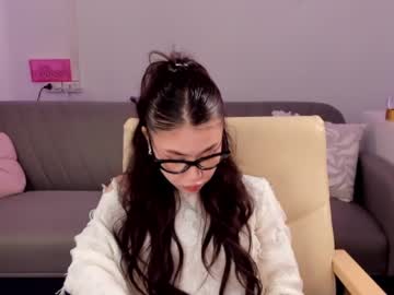 Kira_Kisses Chaturbate stream image from May 31, 2025
