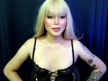 Miah_Here Chaturbate stream image from May 31, 2025