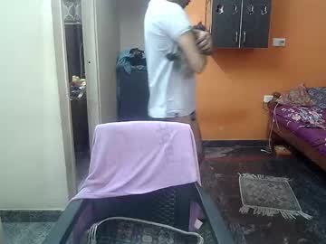 Leosbroad Chaturbate stream image from May 31, 2025