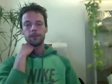 Dududubadcam76 Chaturbate stream image from May 31, 2025