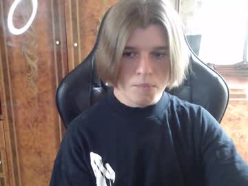 Maxplay18 Chaturbate stream image from May 31, 2025