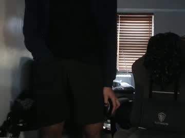 Eyviee Chaturbate stream image from May 31, 2025