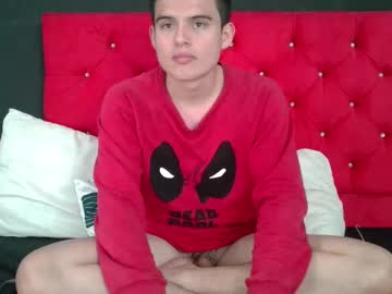 Invincible200 Chaturbate stream image from May 31, 2025