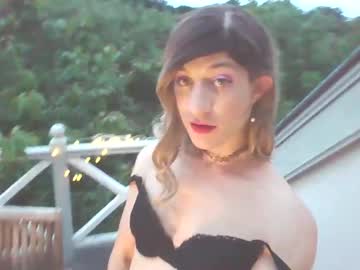 Janetrans Chaturbate stream image from May 31, 2025
