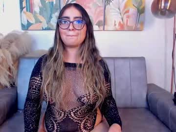 Apriifox Chaturbate stream image from May 31, 2025