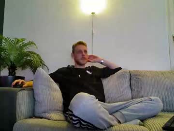 Blueyesben Chaturbate stream image from May 31, 2025