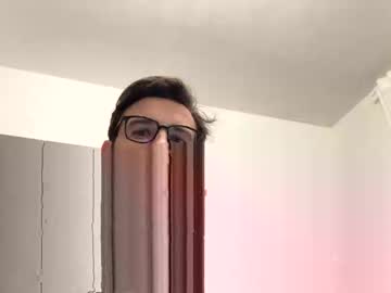 Nikgenini Chaturbate stream image from May 31, 2025