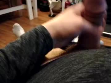 Gerryg324384 Chaturbate stream image from June 01, 2025