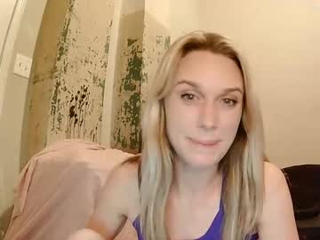 Lickmehere69 Chaturbate stream image from June 01, 2025