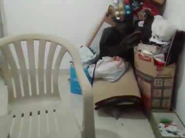 Penemen09 Chaturbate stream image from June 01, 2025