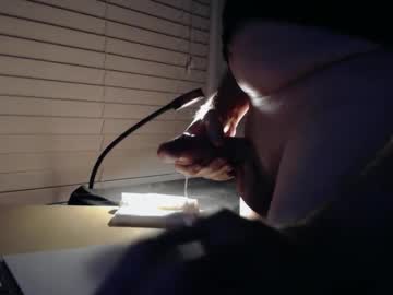 Gregnash Chaturbate stream image from June 01, 2025