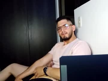 Pakkunsexy Chaturbate stream image from June 01, 2025