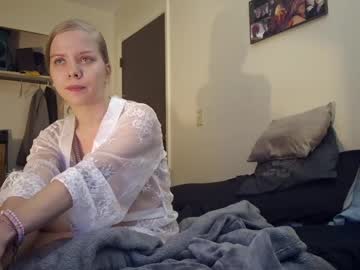 Httpjordannlyn Chaturbate stream image from June 01, 2025