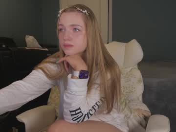 Amyjj Chaturbate stream image from June 01, 2025