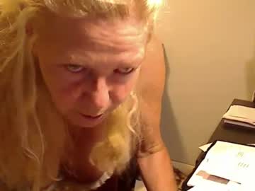 1xtrahornyone Chaturbate stream image from June 01, 2025