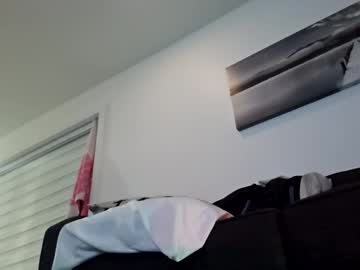 Lil_Juicy_Stone Chaturbate stream image from June 01, 2025