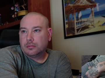 Delta8282 Chaturbate stream image from June 01, 2025