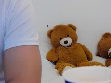 Pleas3s_Sweet Chaturbate stream image from June 01, 2025
