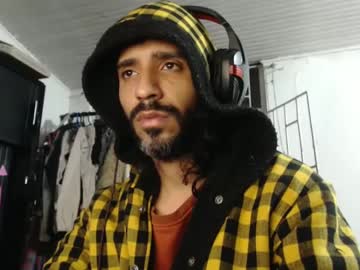 Hairyguyxl29 Chaturbate stream image from June 01, 2025