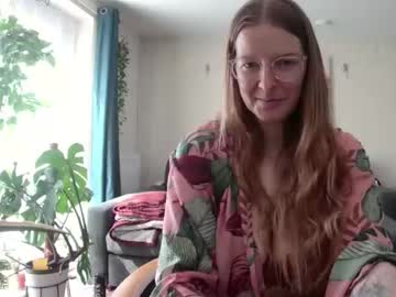 Milf_Tara36 Chaturbate stream image from June 01, 2025