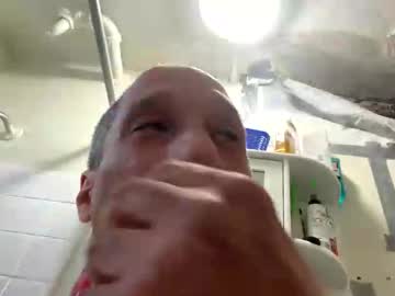 Eddiesandra321 Chaturbate stream image from June 01, 2025