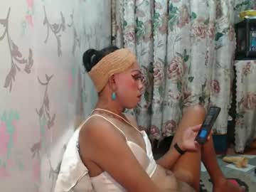 Gil_Hotcum_4u Chaturbate stream image from June 01, 2025
