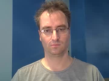 Daanschr Chaturbate stream image from June 01, 2025