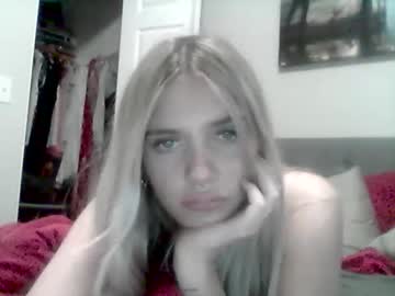 Shinyskies1 Chaturbate stream image from June 01, 2025