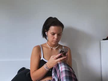 Wildahankin Chaturbate stream image from June 01, 2025