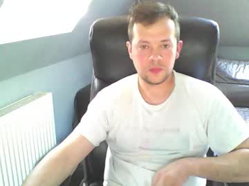 Bestworld_ Chaturbate stream image from June 01, 2025
