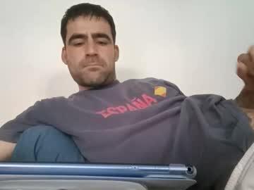 Goodhornyboy24 Chaturbate stream image from June 01, 2025