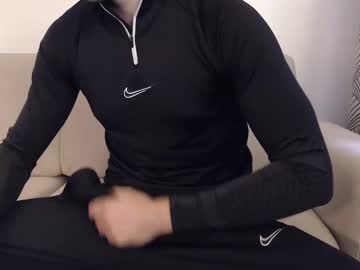 Studfromparis Chaturbate stream image from June 01, 2025