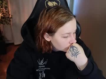 Carolina_Winter Chaturbate stream image from June 01, 2025