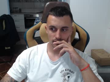 Globalboy1 Chaturbate stream image from June 01, 2025