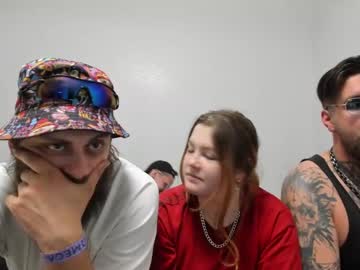 Killer_Whales Chaturbate stream image from June 01, 2025