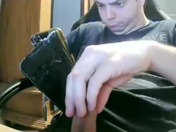 Cuteboy090 Chaturbate stream image from June 01, 2025