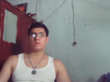 Oomaurooo Chaturbate stream image from June 01, 2025