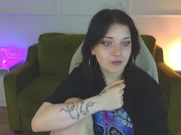 Jenniferlorel Chaturbate stream image from June 01, 2025